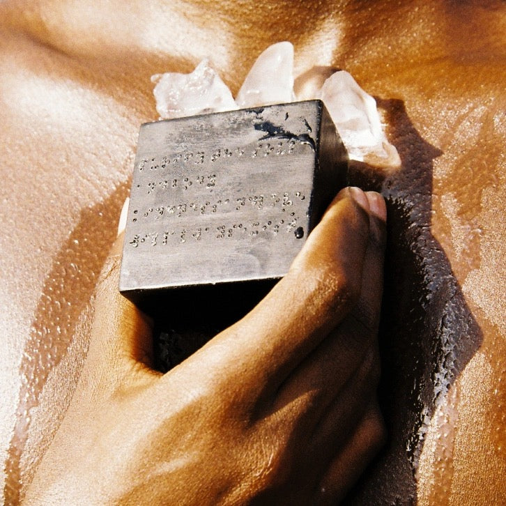 Face and Body Soap - DÉMI.BAI