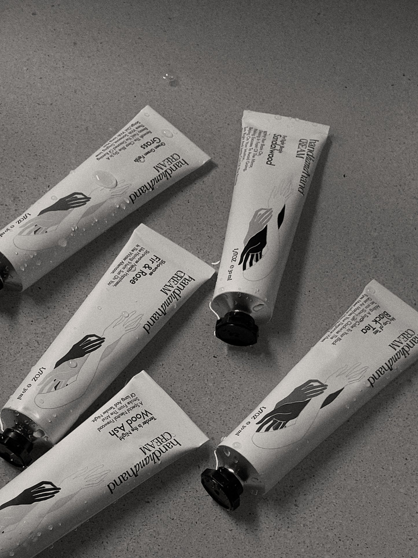 Black Tea Hand Cream - handhandhand